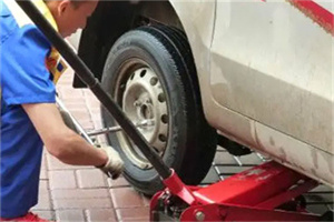 若尔盖附近拖车24小时服务热线电话